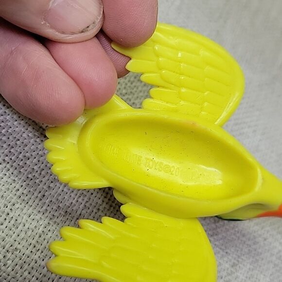 Rescuers Down Under by Disney book,Dvd, Bernard Chritmas ornament - Picture 13 of 15